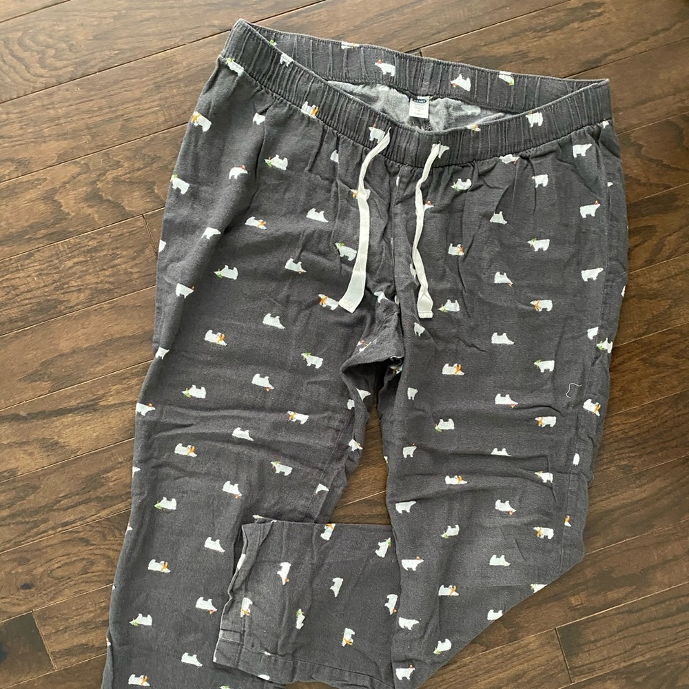 Old Navy polar bear print winter pj bottoms size M